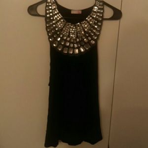 Body central tank top